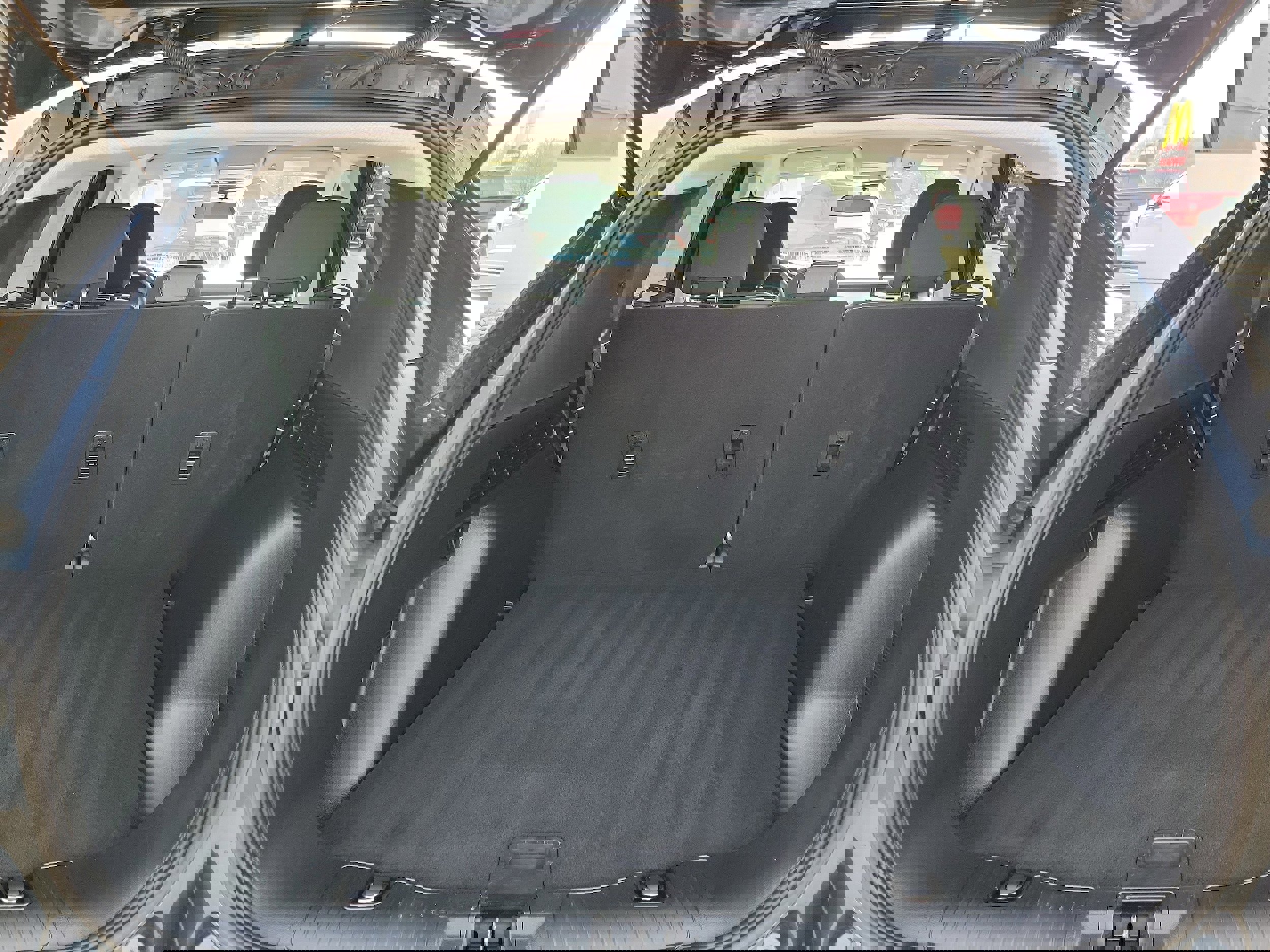 Certified 2022 Ford Escape SE w/ Cold Weather Package AWD/4WD image 9