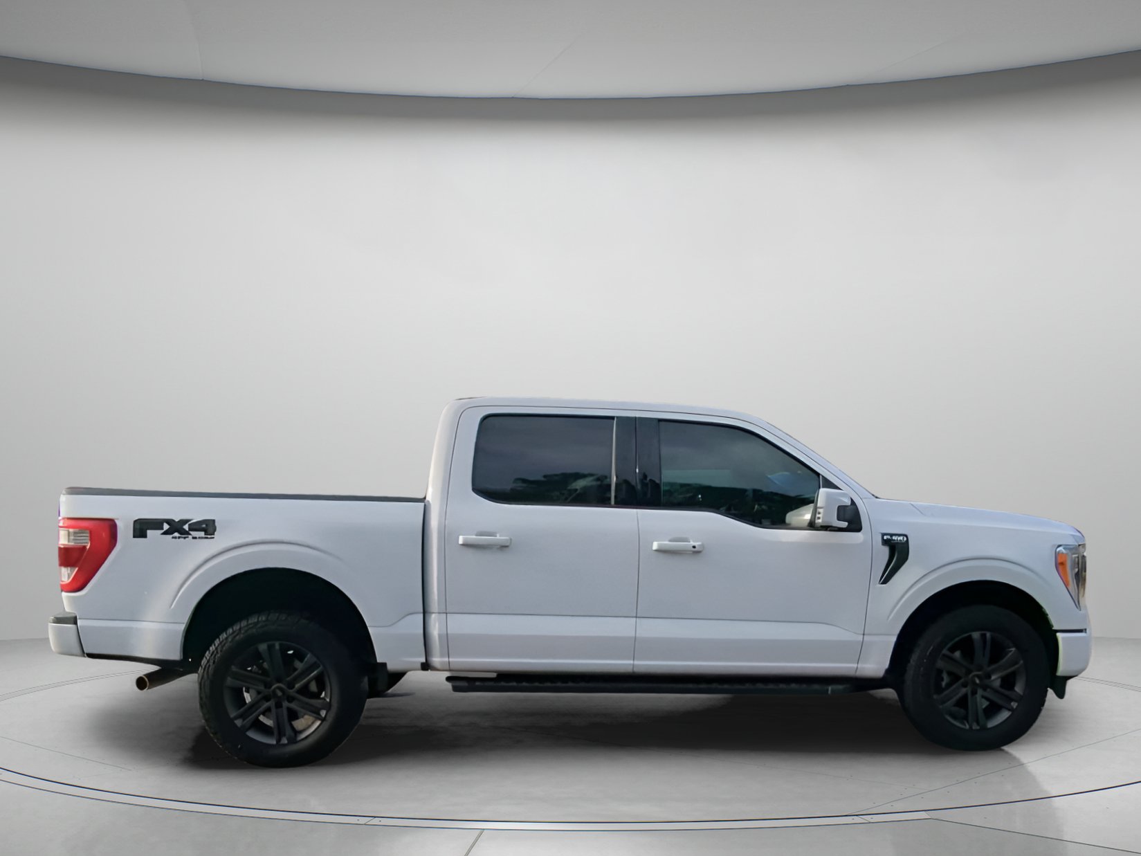 Certified 2023 Ford F150 Lariat w/ Max Trailer Tow Package AWD/4WD image 32
