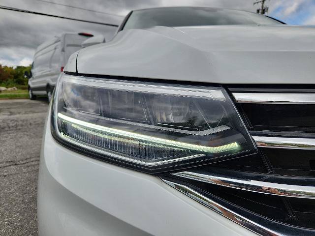 Used 2023 Volkswagen Tiguan SE FWD image 9