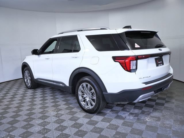 Certified 2025 Ford Explorer Platinum AWD/4WD image 4