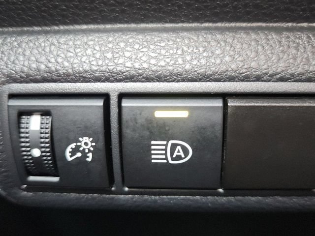 Used 2025 Toyota Corolla LE FWD image 25