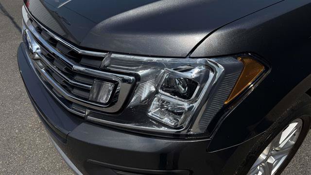Certified 2020 Ford Expedition XLT w/ Equipment Group 202A AWD/4WD image 6