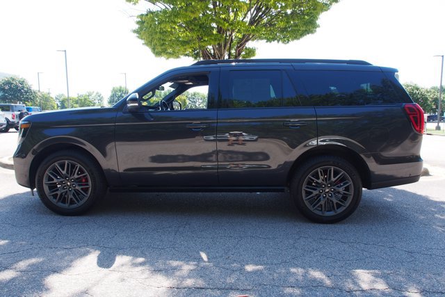 Certified 2025 Ford Expedition Platinum w/ Stealth Performance Package AWD/4WD image 4