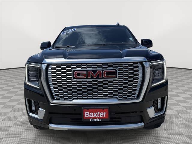 Used 2021 GMC Yukon Denali w/ Denali Premium Package AWD/4WD image 2
