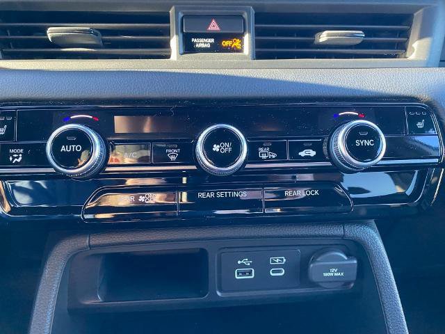 Used 2025 Honda Pilot TrailSport image 22