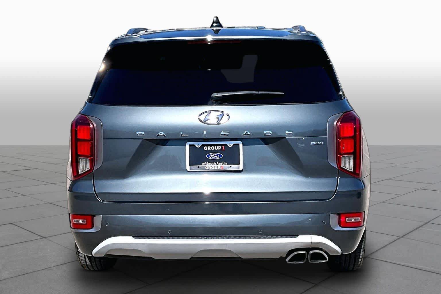 Used 2022 Hyundai Palisade Limited w/ Cargo Package AWD/4WD image 5