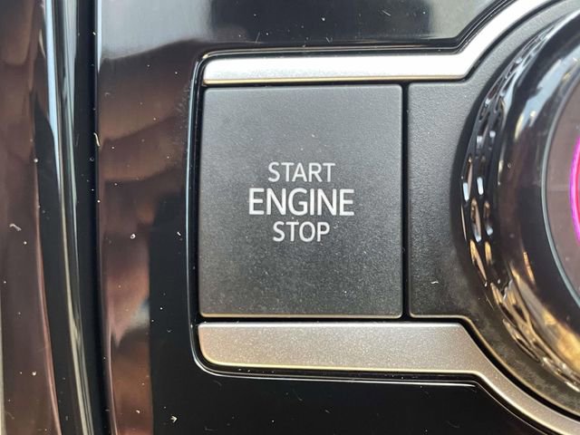 Used 2025 Volkswagen Tiguan SEL R-Line AWD/4WD image 30
