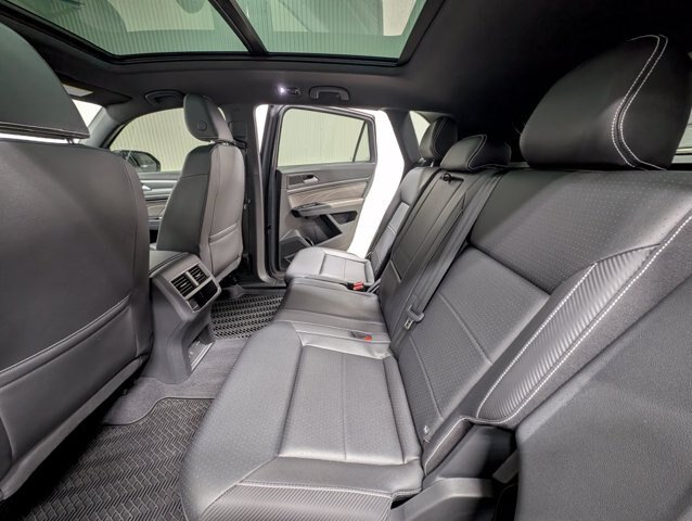 Used 2021 Volkswagen Atlas Cross Sport SE AWD/4WD image 14