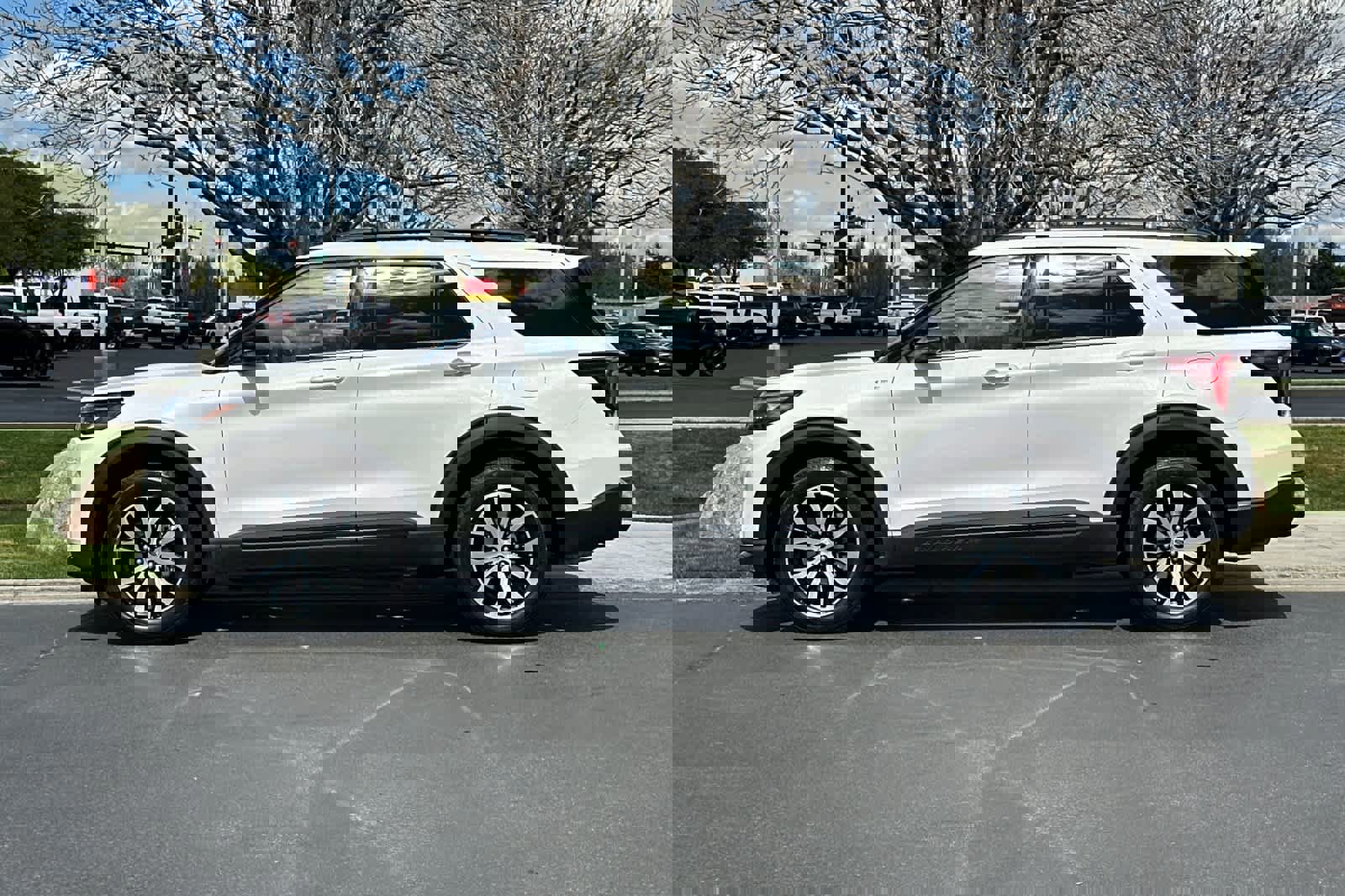 Certified 2025 Ford Explorer ST-Line video 2