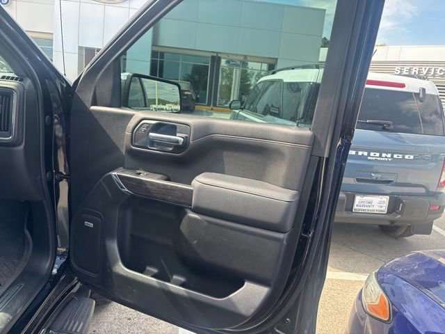 Used 2022 Chevrolet Silverado 1500 LTZ image 22