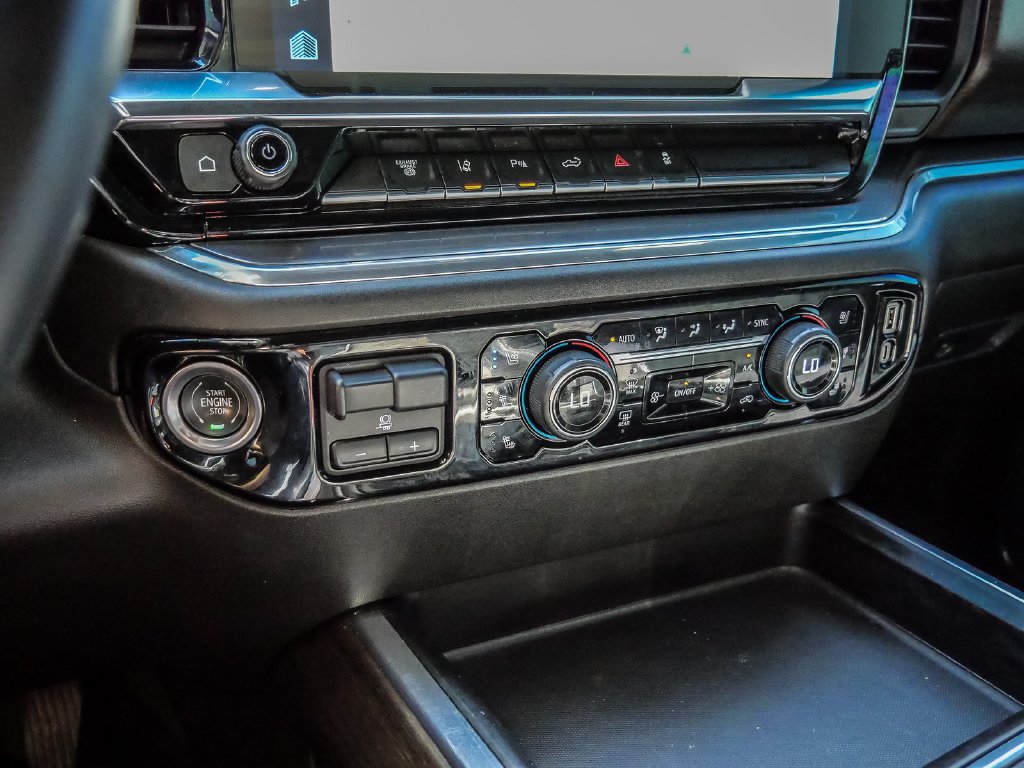 Used 2024 Chevrolet Silverado 2500 High Country w/ High Country Premium Package AWD/4WD image 38