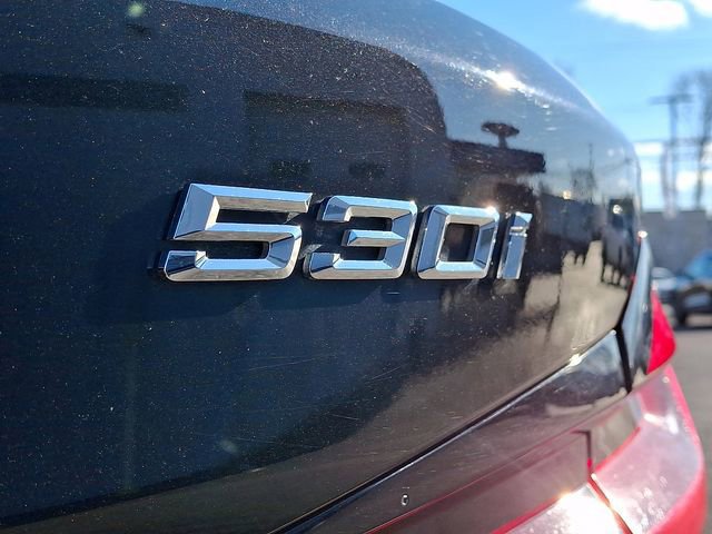 Used 2021 BMW 530i xDrive w/ Premium Package image 34