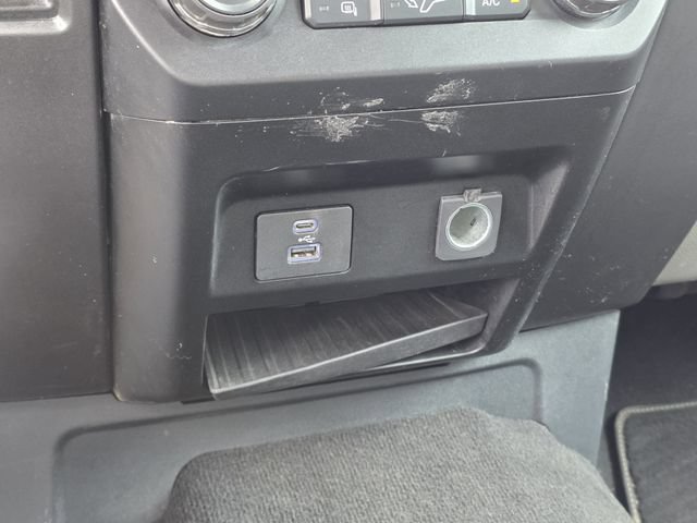 Certified 2022 Ford F250 XLT AWD/4WD image 21