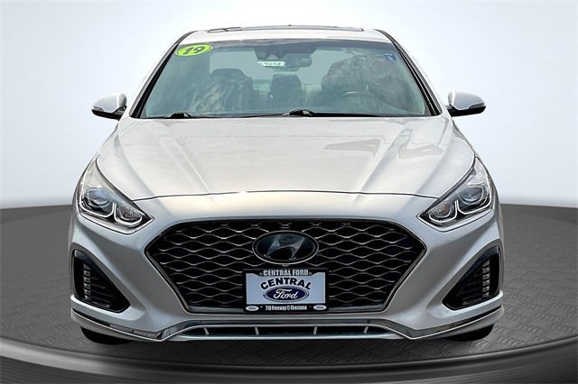 Used 2019 Hyundai Sonata Limited image 6