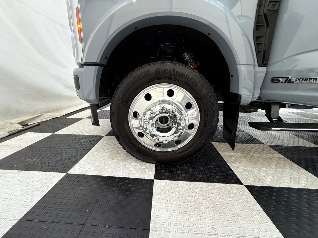 Certified 2025 Ford F450 Platinum image 10