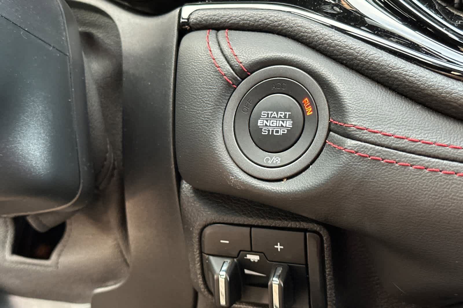 Used 2024 Dodge Durango GT image 24