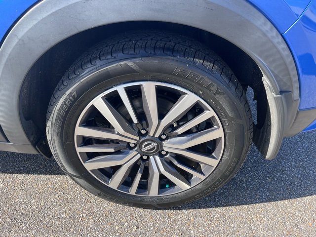 Used 2022 Nissan Kicks SV image 12