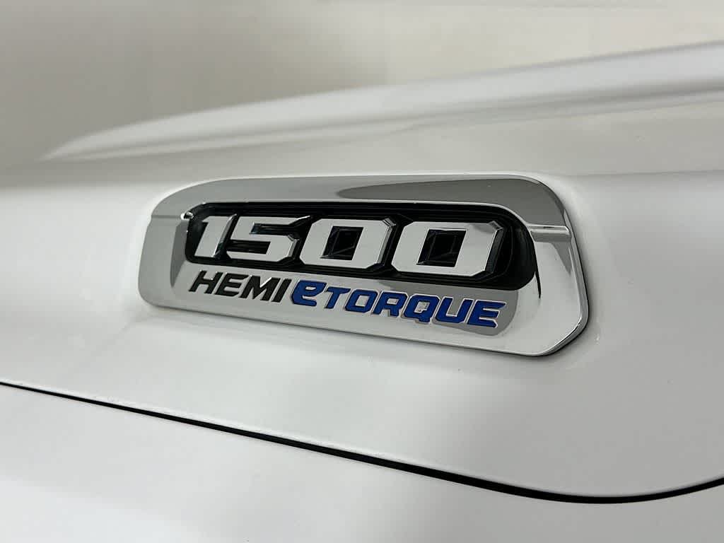 Used 2024 RAM 1500 Limited w/ Trailer Tow Group AWD/4WD image 7