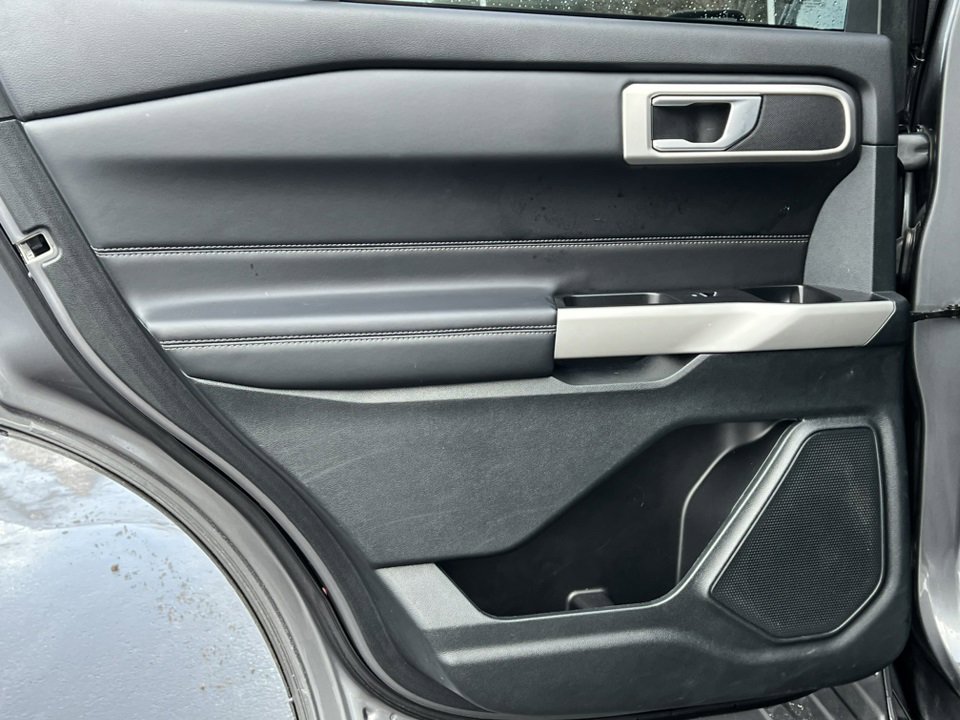 Certified 2023 Ford Explorer XLT w/ Equipment Group 202A image 36