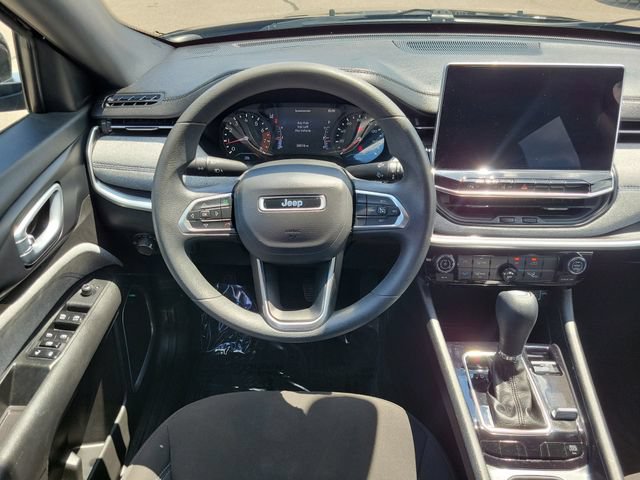 Used 2024 Jeep Compass Sport AWD/4WD image 11