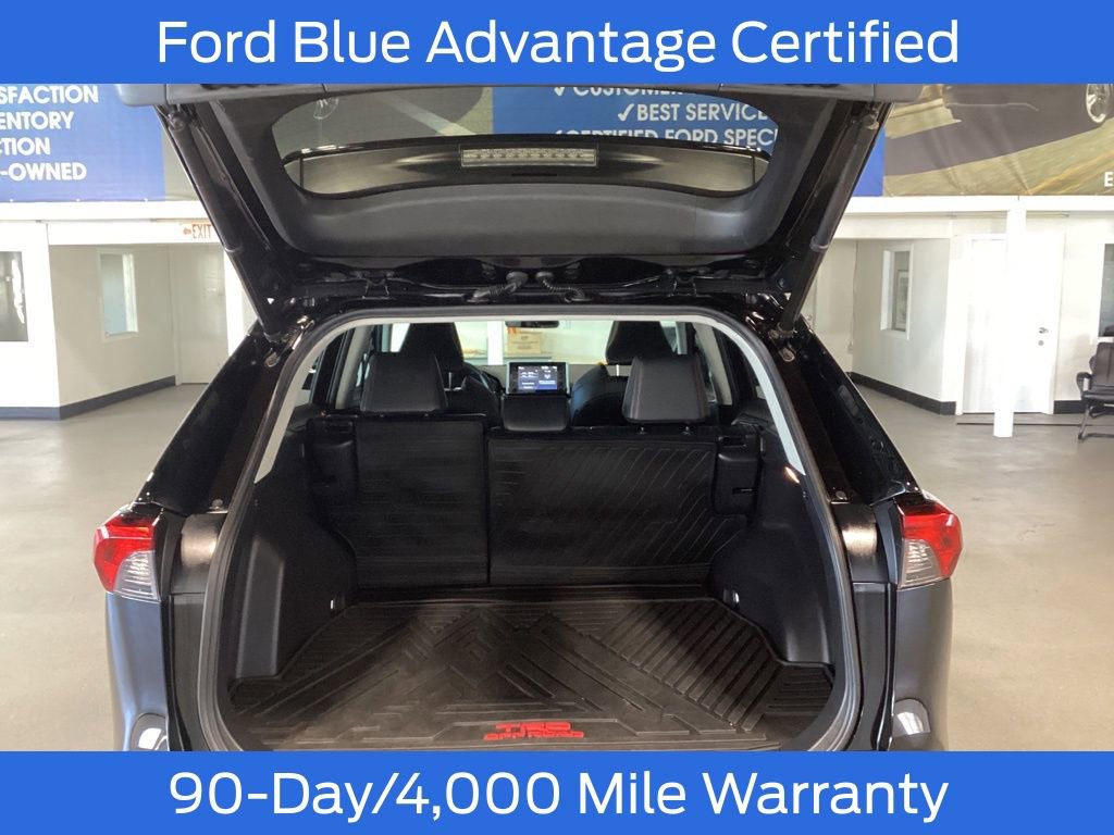 Used 2020 Toyota RAV4 TRD Off-Road image 6