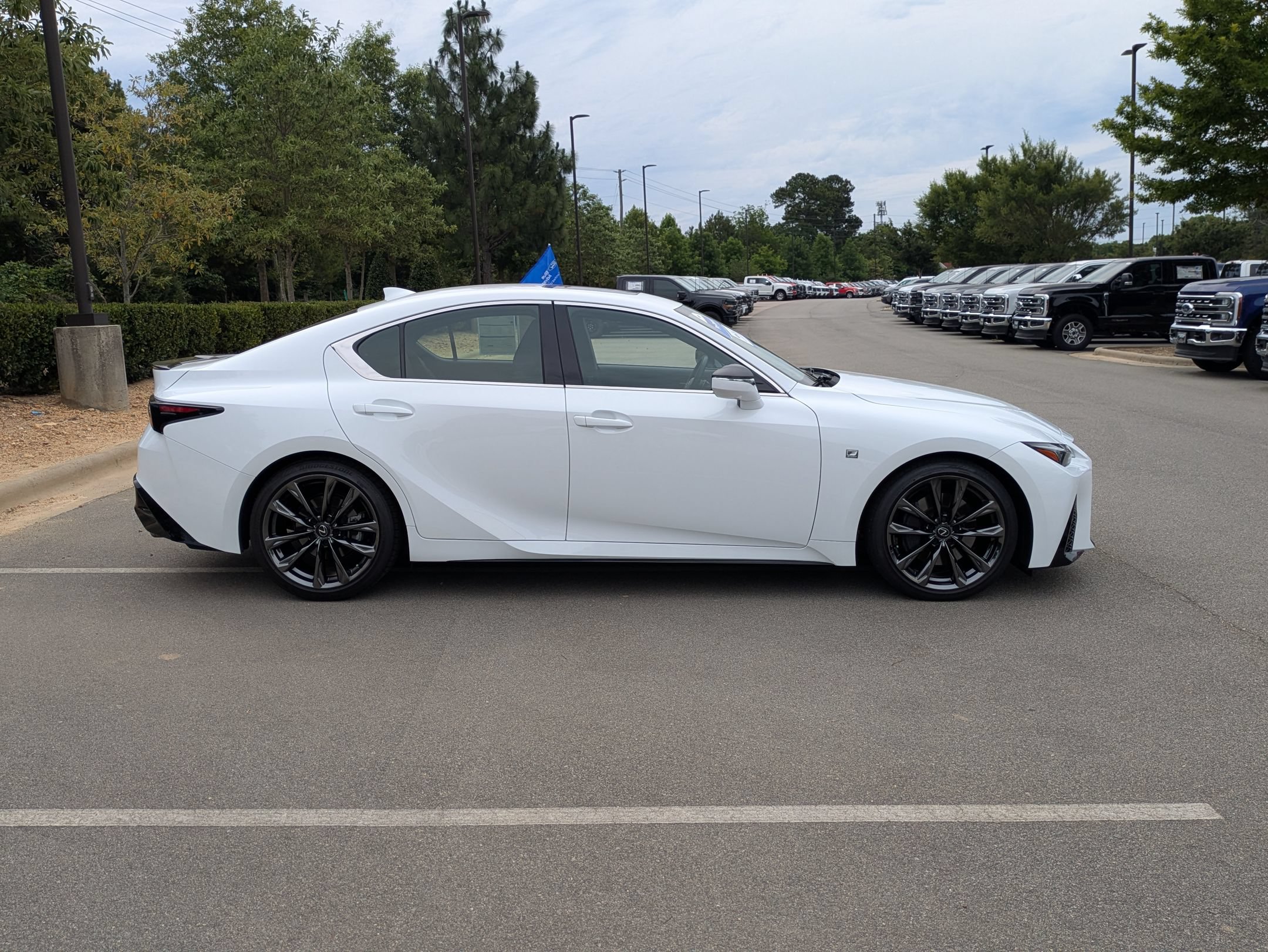 Used 2023 Lexus IS 350 F Sport RWD image 3