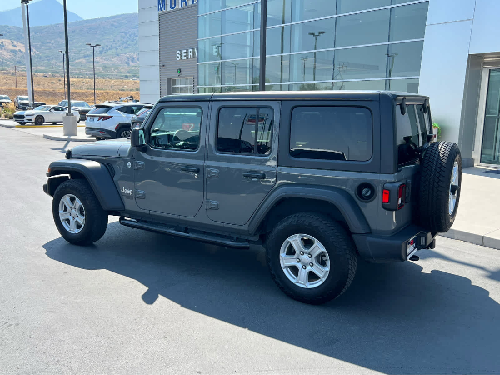 Used 2021 Jeep Wrangler Unlimited Sport AWD/4WD image 11