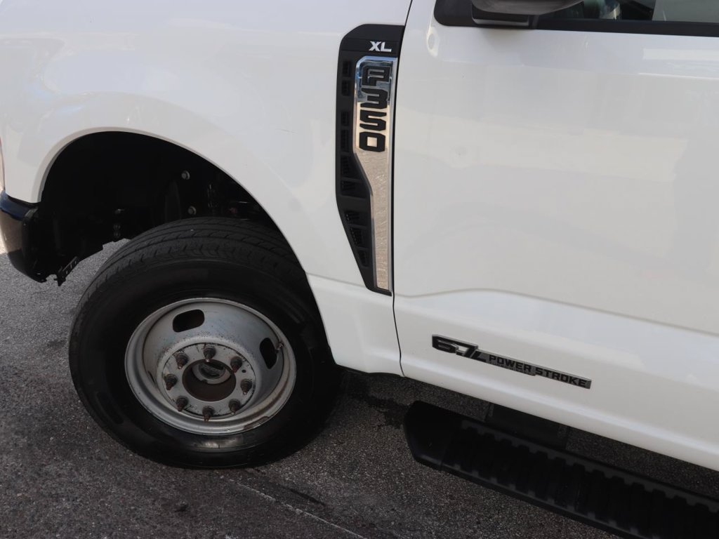 Certified 2023 Ford F350 XL AWD/4WD image 3