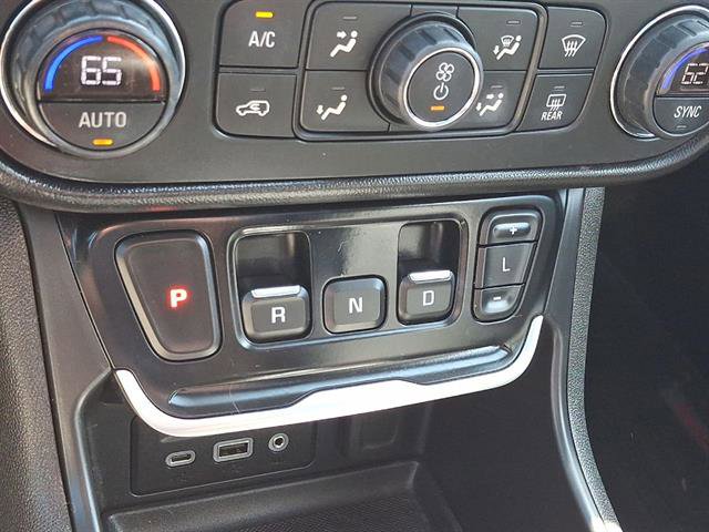 Used 2020 GMC Terrain SLT w/ Preferred Package AWD/4WD image 12