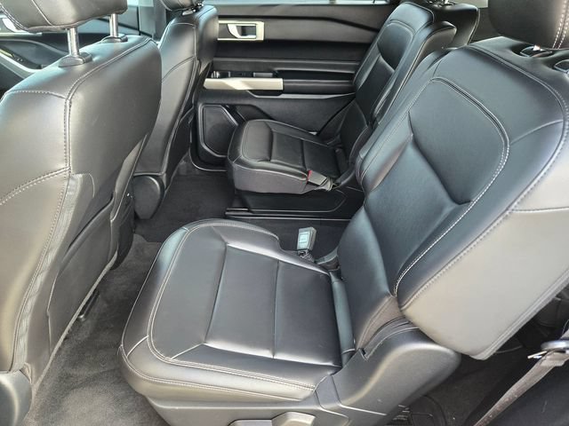 Certified 2022 Ford Explorer XLT w/ Equipment Group 202A AWD/4WD image 10