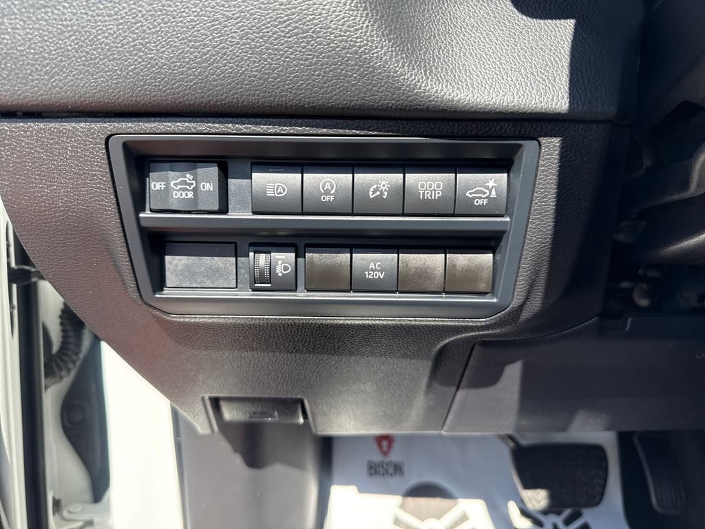 Used 2026 Toyota Tundra Limited w/ Power Package AWD/4WD image 18