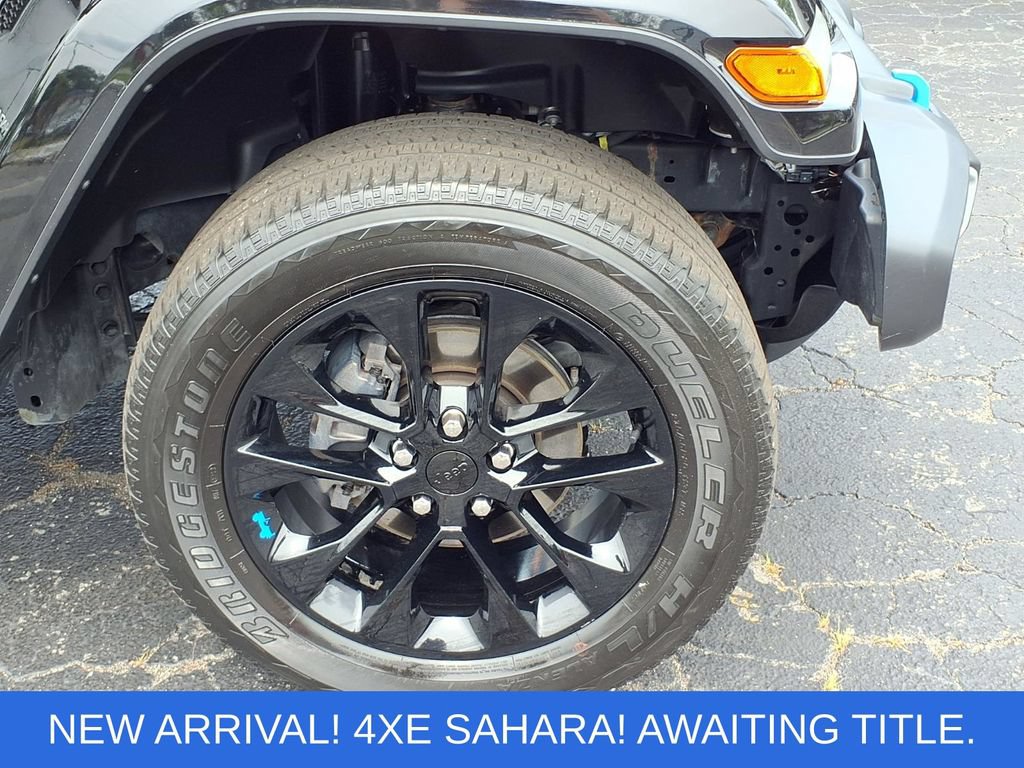 Used 2023 Jeep Wrangler Unlimited Sahara w/ Cold Weather Group AWD/4WD image 25