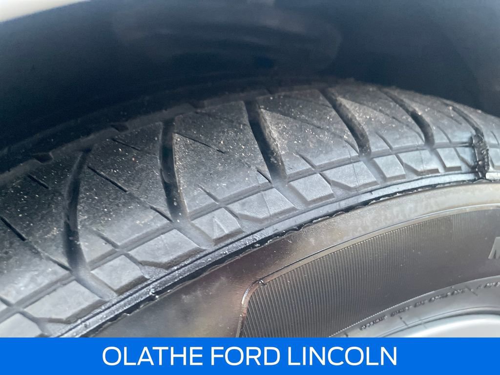 Used 2021 Chevrolet Malibu LT image 29