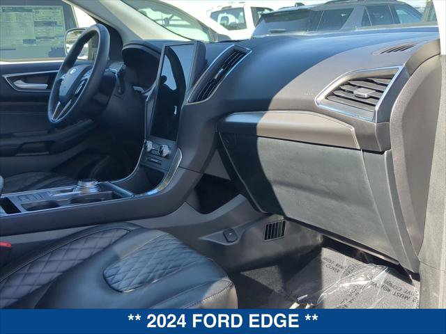 Certified 2024 Ford Edge Titanium w/ Equipment Group 301A AWD/4WD image 23