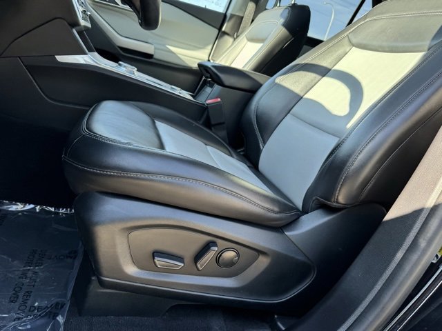 Certified 2022 Ford Explorer XLT w/ Equipment Group 202A image 12