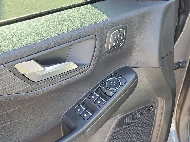 Certified 2024 Ford Escape SE w/ PHEV Premium Package FWD image 23