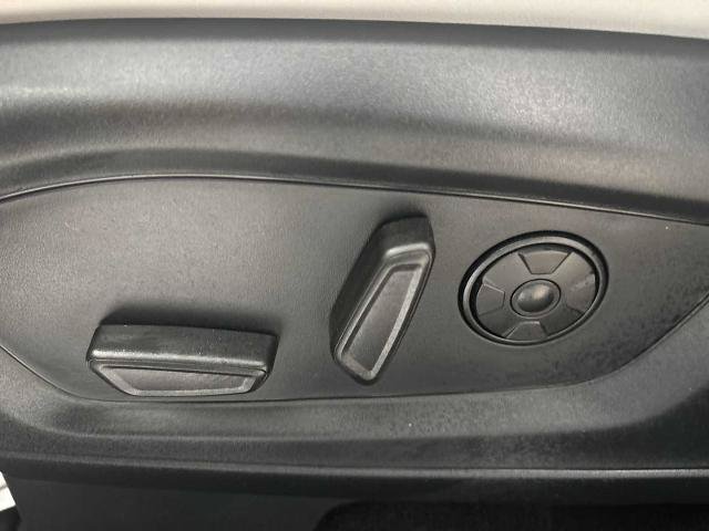 Certified 2025 Ford Explorer Platinum w/ Ultimate Package AWD/4WD image 34