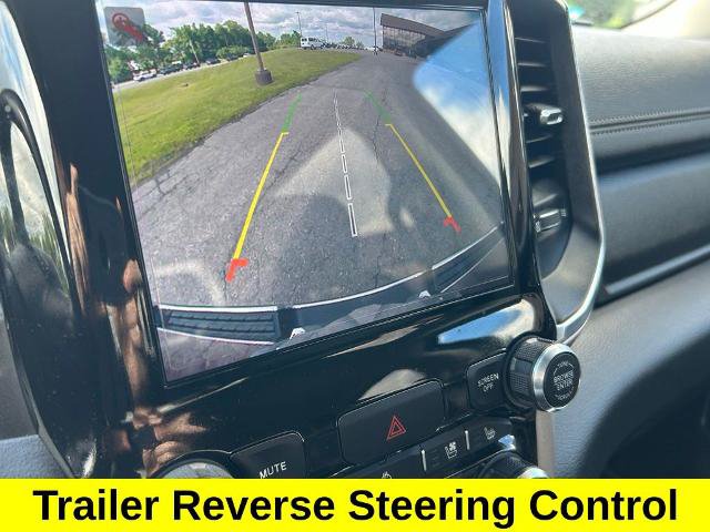 Used 2022 RAM 1500 Laramie AWD/4WD image 29
