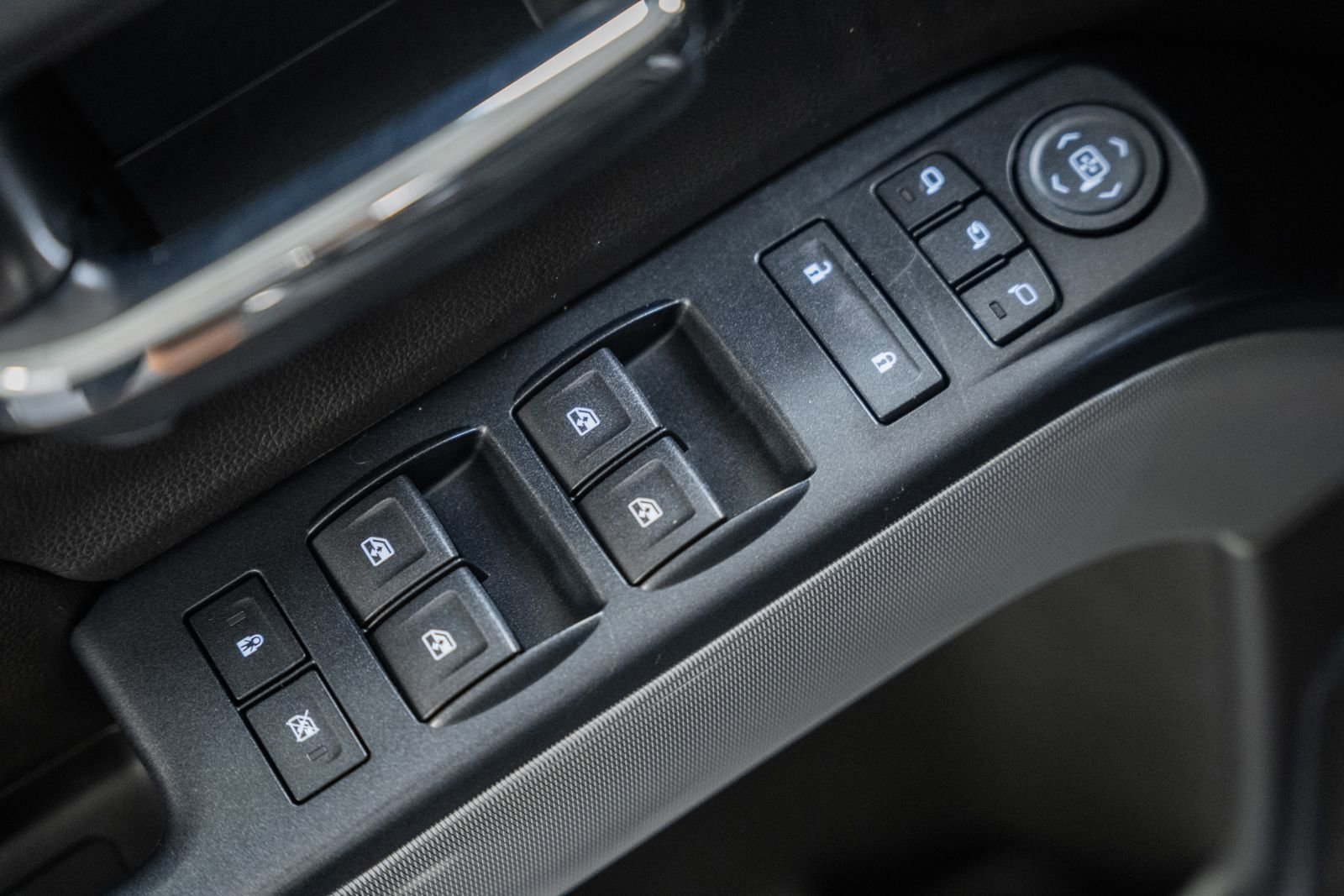 Used 2017 Chevrolet Silverado 1500 LTZ Z71 w/ LTZ Plus Package image 48