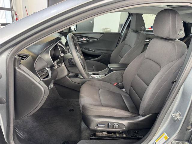 Used 2024 Chevrolet Malibu LT FWD image 18