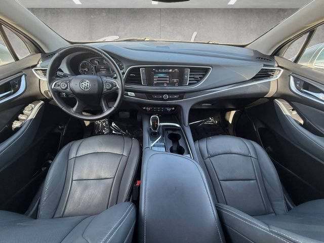 Used 2018 Buick Enclave Essence FWD image 21
