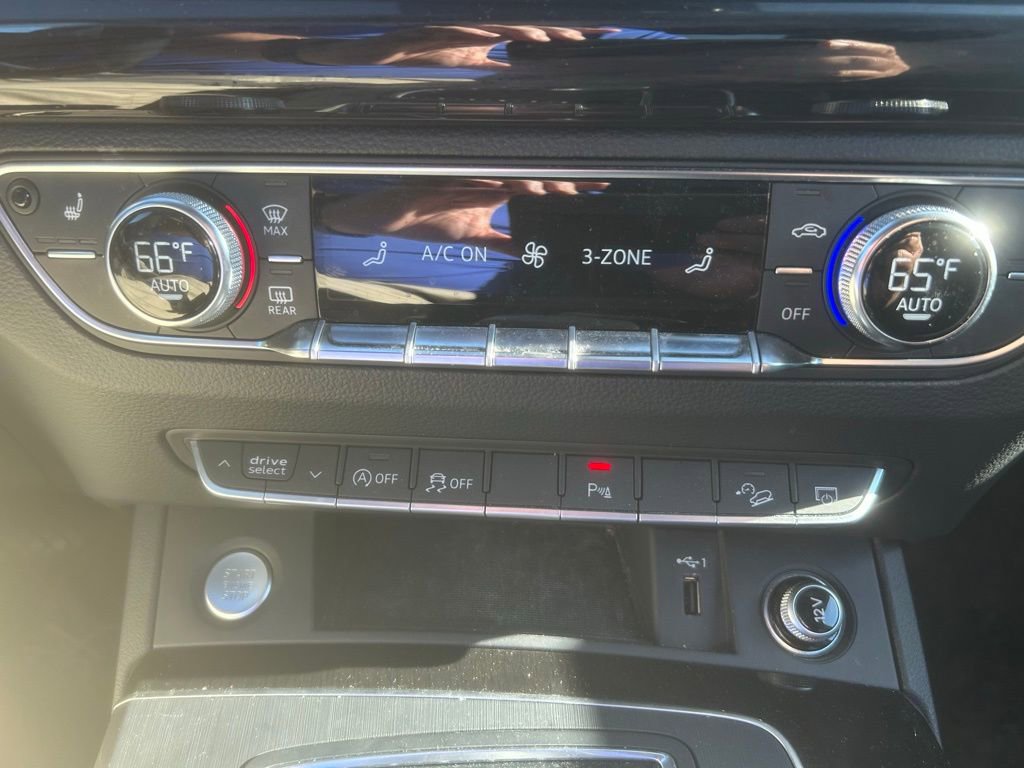 Used 2018 Audi Q5 2.0T Premium Plus w/ Premium Plus Package AWD/4WD image 16