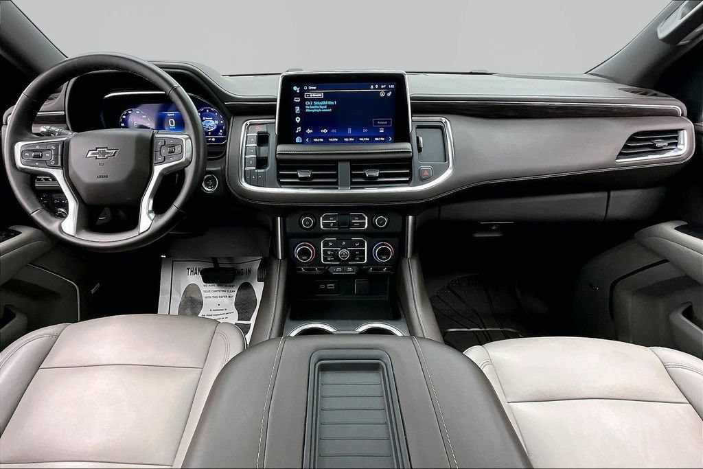 Used 2024 Chevrolet Tahoe Z71 w/ Luxury Package AWD/4WD image 16