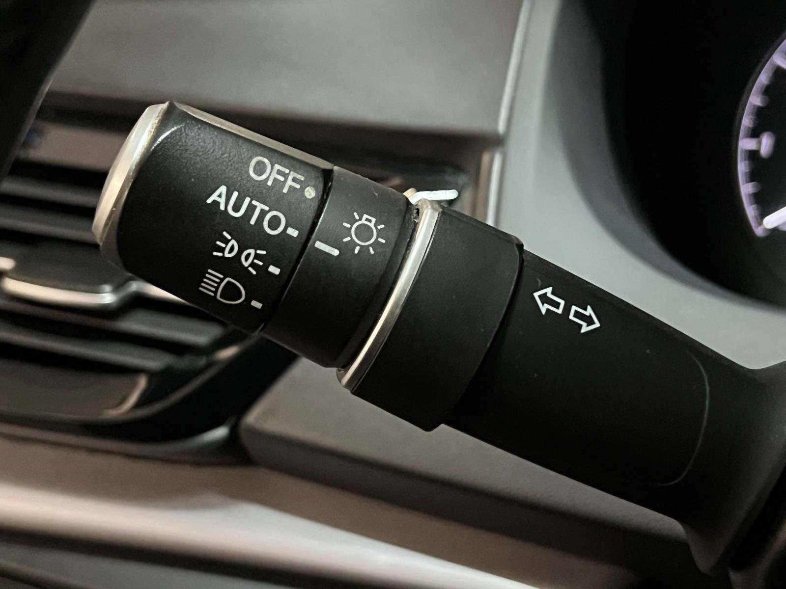 Used 2023 Acura RDX w/ Technology Package image 23