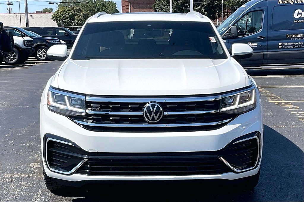 Used 2021 Volkswagen Atlas Cross Sport SEL R-Line AWD/4WD image 2