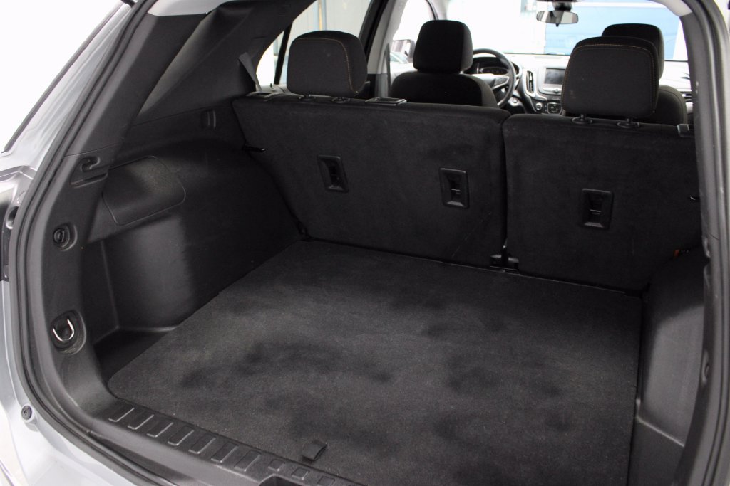 Used 2023 Chevrolet Equinox LT AWD/4WD image 12