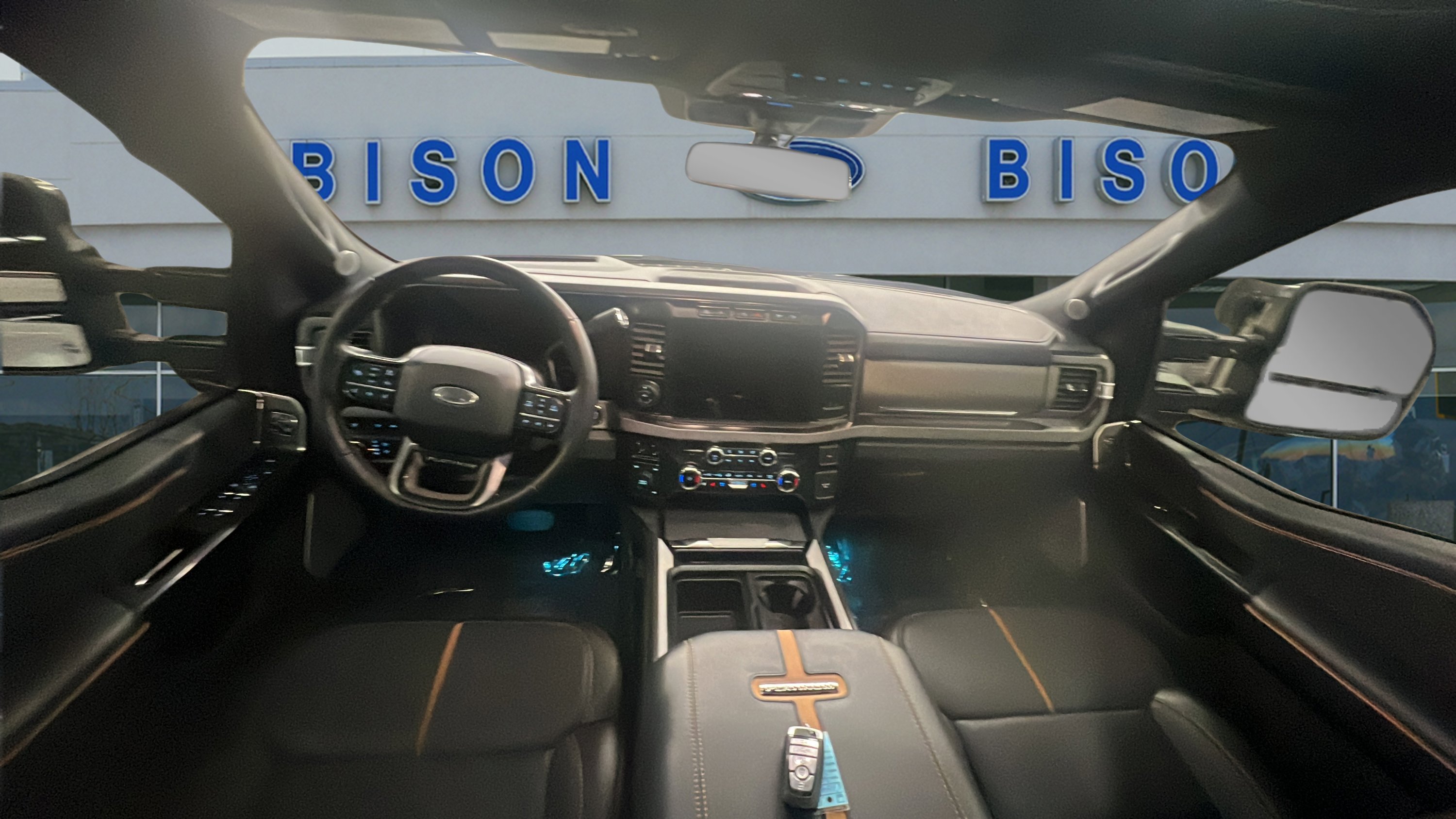 Certified 2024 Ford F450 Platinum w/ FX4 Off-Road Package image 9