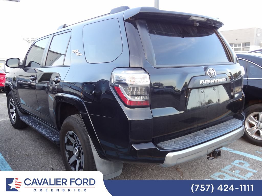 Used 2017 Toyota 4Runner TRD Off-Road AWD/4WD image 4