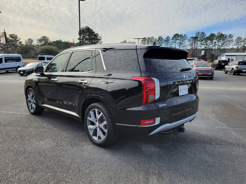 Used 2021 Hyundai Palisade Limited image 3