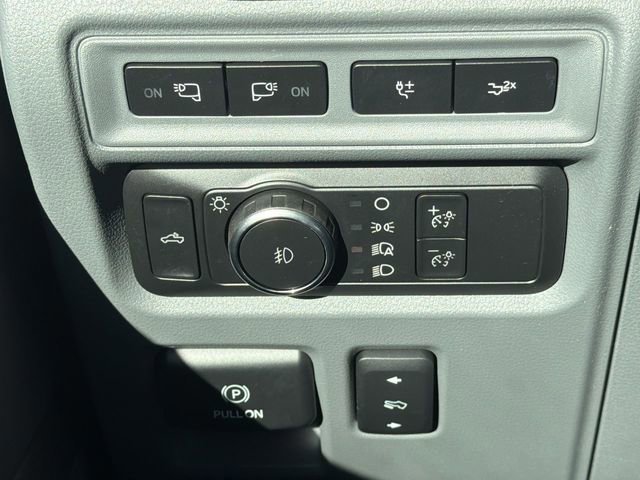 Certified 2022 Ford F150 XLT w/ Equipment Group 302A High image 21